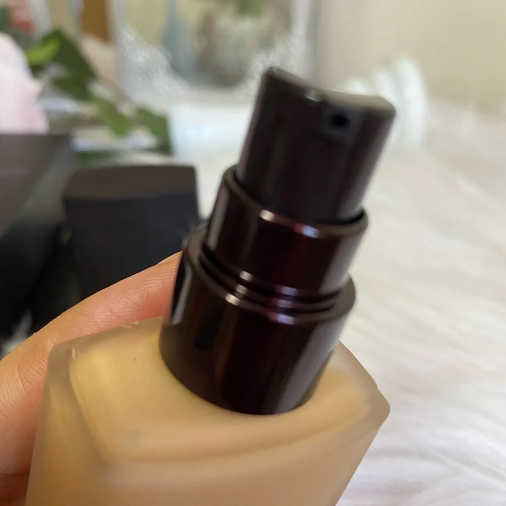 Laura Mercier Flawless Fusion Longwear Liquid Foundation BUTTERSCOTCH 2W2 30ml